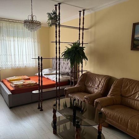 Termal Apartman Tiszaújváros Eksteriør bilde